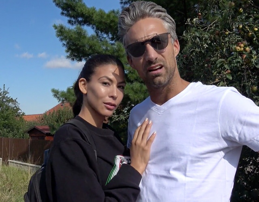 Пикапер увел девушку у парня прямо из-под носа и выебал как следует