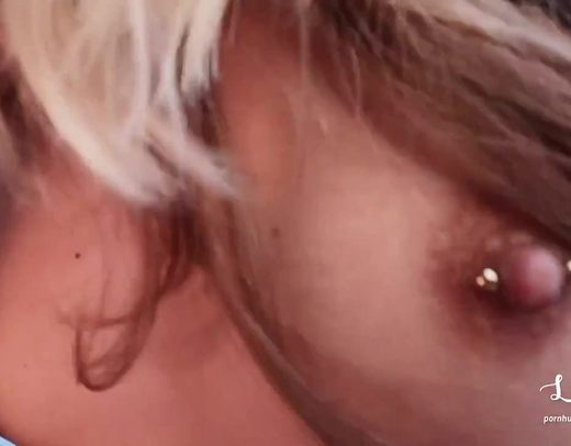 Кончает развратной подруге в рот, после страстного секса на балконе